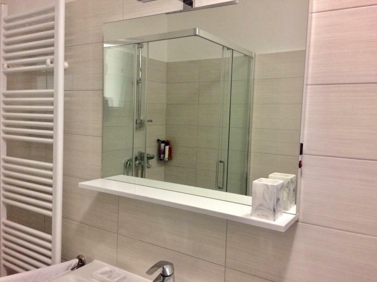 Apartment Mony Ровинь Экстерьер фото