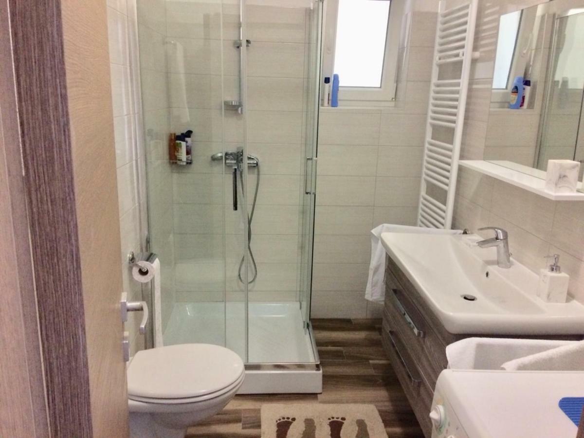 Apartment Mony Ровинь Экстерьер фото