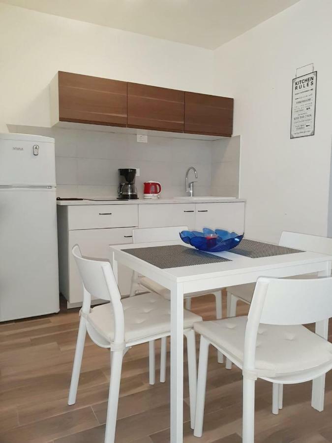 Apartment Mony Ровинь Экстерьер фото